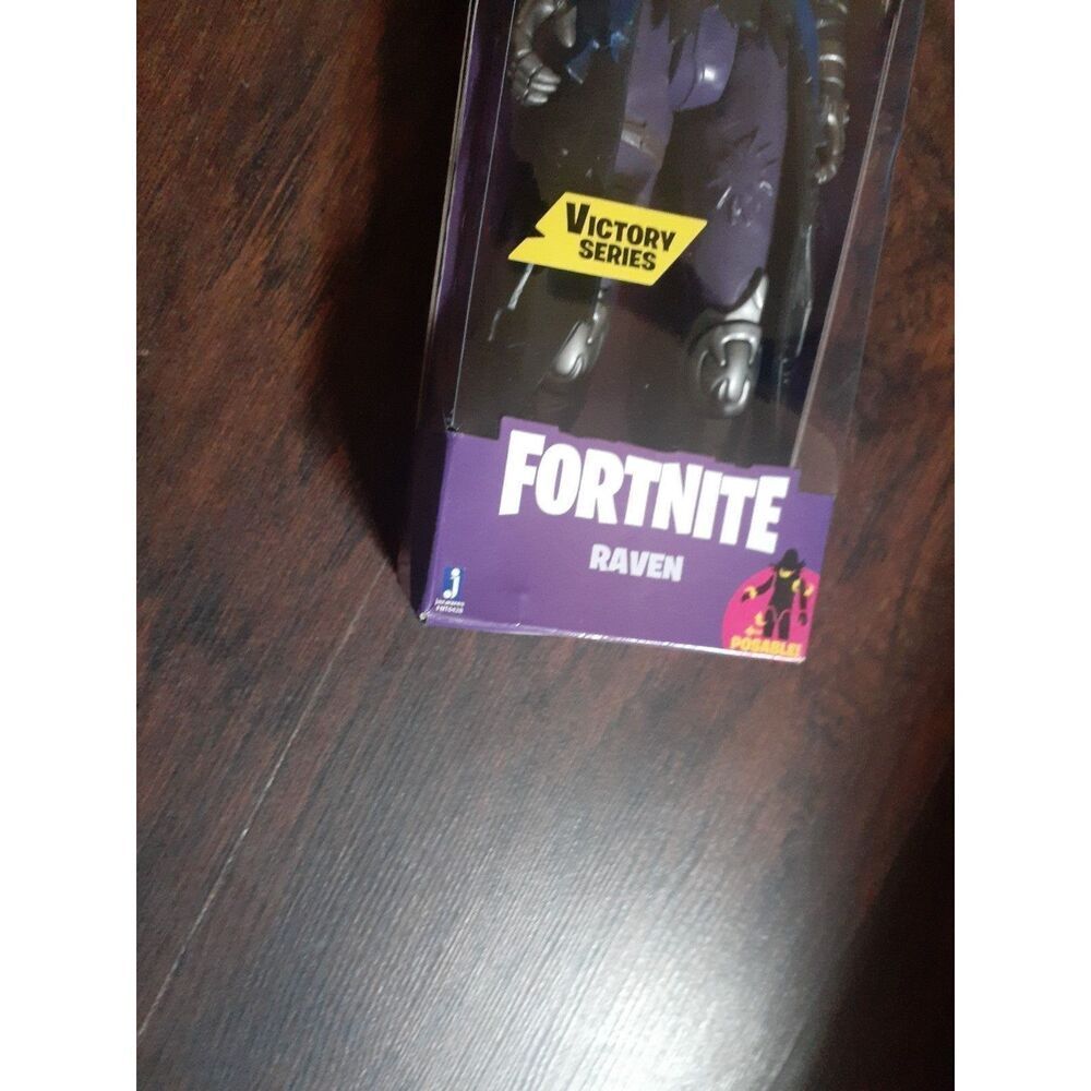 Fortnight posable Raven - Picture 3 of 4